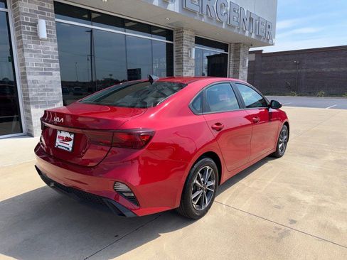 Used 2024 Kia Forte LXS image 10
