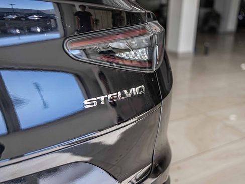 New 2025 Alfa Romeo Stelvio Sprint image 16