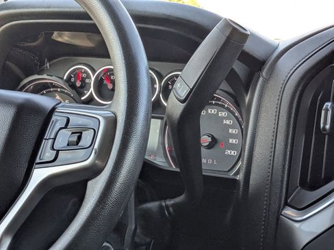 Used 2021 Chevrolet Silverado 2500 LT image 18