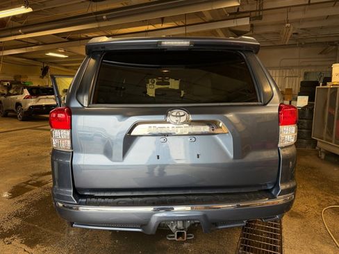 Used 2013 Toyota 4Runner Limited AWD/4WD image 18