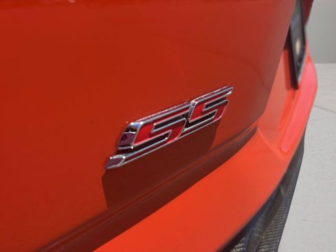 Used 2020 Chevrolet Camaro SS RWD image 29