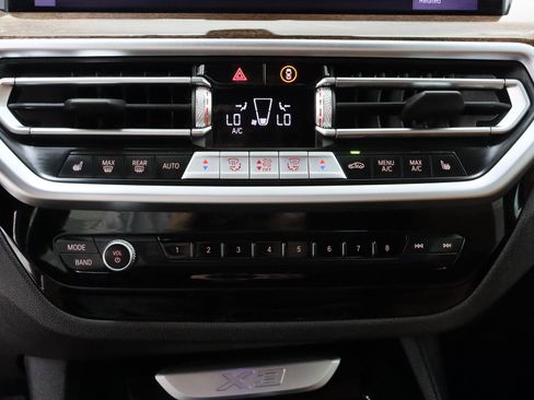 Used 2024 BMW X3 sDrive30i w/ Premium Package image 20