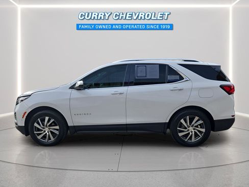 Used 2023 Chevrolet Equinox Premier AWD/4WD image 12