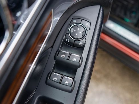 Used 2016 Ford Explorer Limited w/ Equipment Group 301A image 18