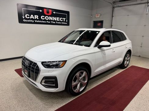 Used 2021 Audi Q5 Prestige w/ Prestige Package AWD/4WD image 2