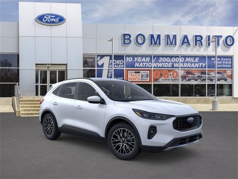 New 2026 Ford Escape SE w/ PHEV Premium Package image 7