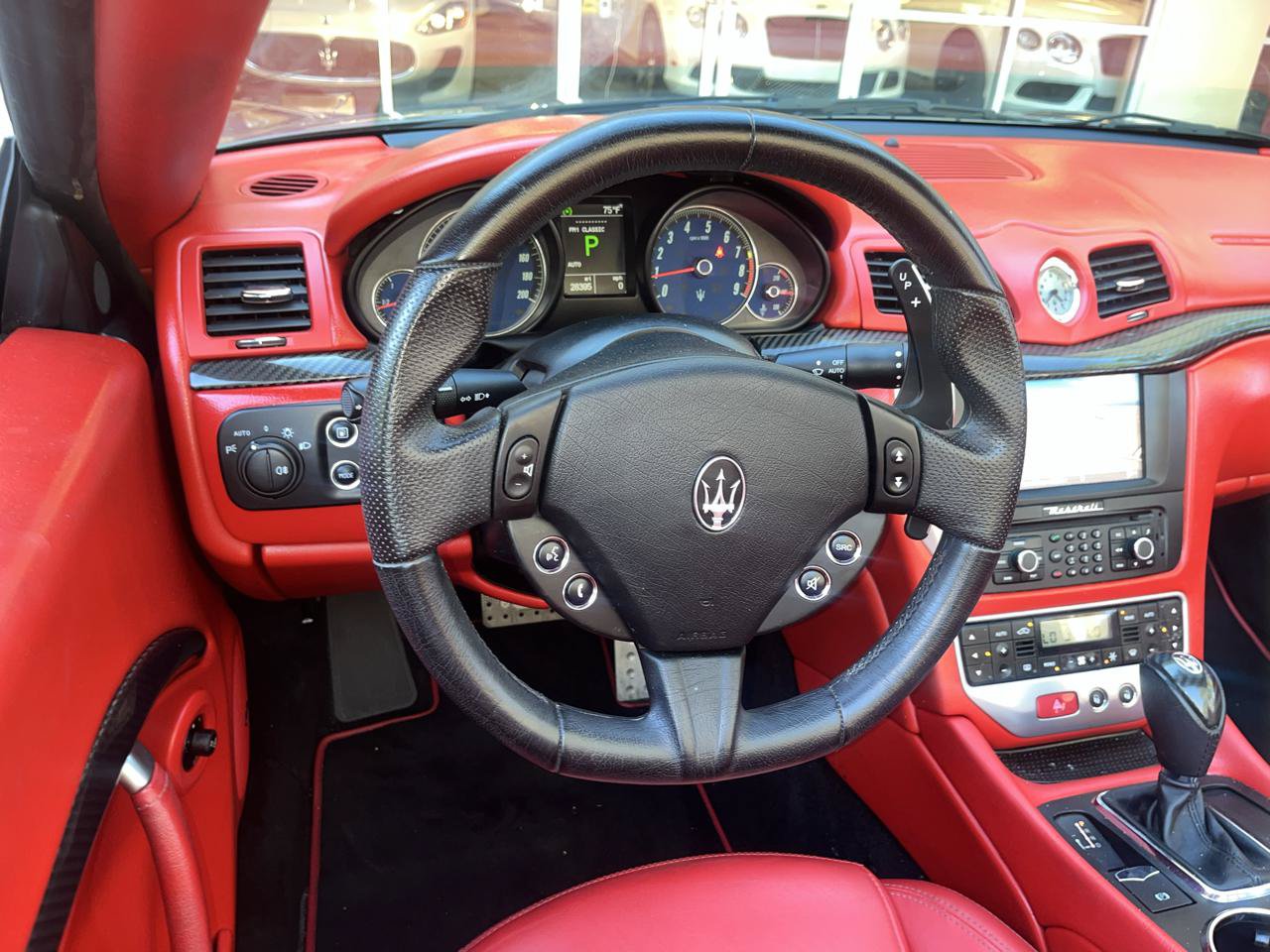 Used 2016 Maserati GranTurismo Sport RWD image 41