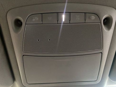 Used 2020 Nissan Rogue SV AWD/4WD image 19