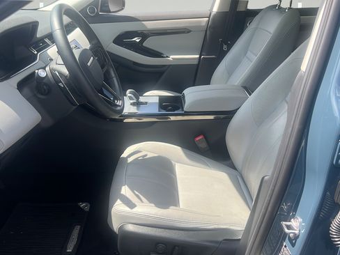 Used 2024 Land Rover Range Rover Evoque S AWD/4WD image 5