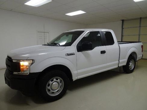 Used 2018 Ford F150 XL w/ Equipment Group 101A Mid RWD image 3