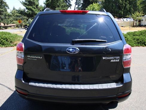 Used 2014 Subaru Forester 2.5i Premium w/ Popular Package #2 AWD/4WD image 12