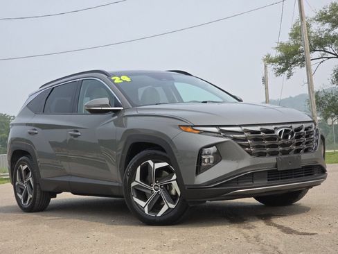 Used 2024 Hyundai Tucson Limited FWD image 2