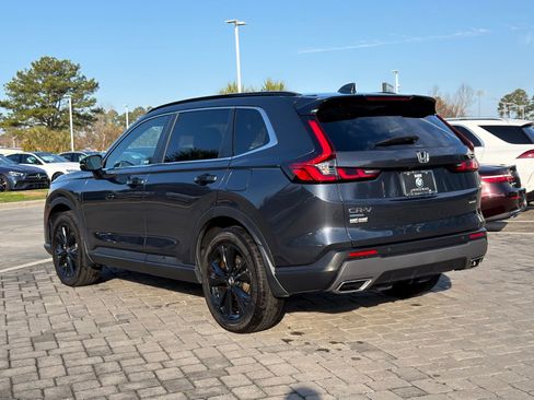 Used 2024 Honda CR-V Sport Touring image 11
