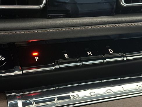 New 2026 Lincoln Aviator Reserve AWD/4WD image 22