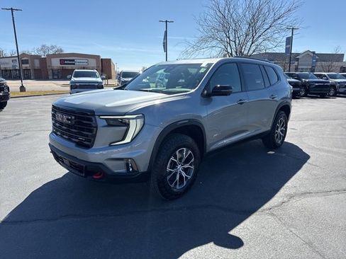 Used 2026 GMC Acadia AT4 w/ Luxury Package image 3