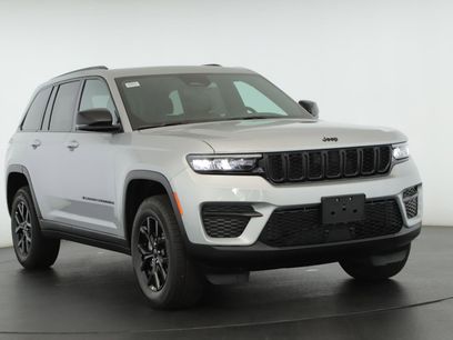 New 2025 Jeep Grand Cherokee Altitude