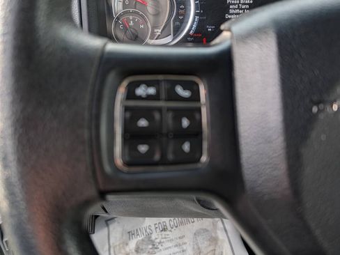 Used 2013 RAM 1500 Classic SLT w/ Premium Display Pkg AWD/4WD image 22