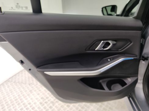 Used 2024 BMW 330i Sedan w/ Premium Package image 26