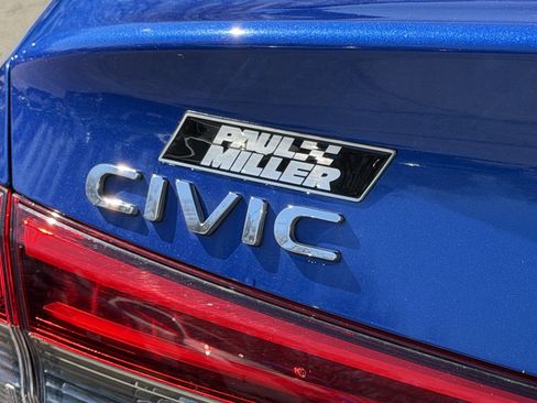 Used 2024 Honda Civic Sport image 26