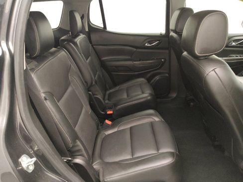 Used 2018 GMC Acadia SLT FWD image 19