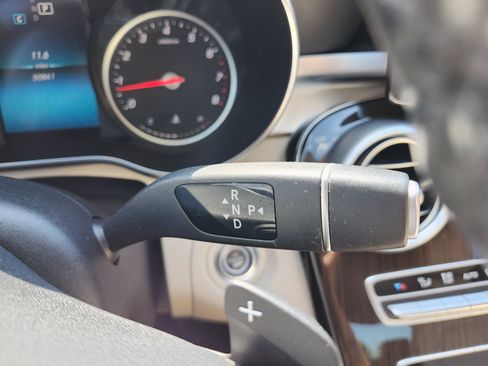 Used 2019 Mercedes-Benz C 300 4MATIC Sedan image 33