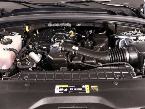 Used 2024 Jeep Grand Cherokee L Laredo image 20