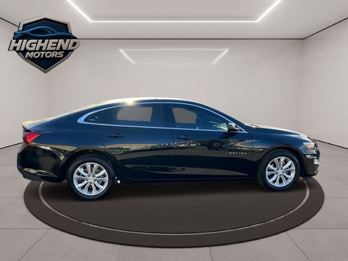 Used 2025 Chevrolet Malibu LT image 7
