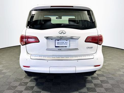 Used 2016 INFINITI QX80 4WD w/ Deluxe Technology Package image 8