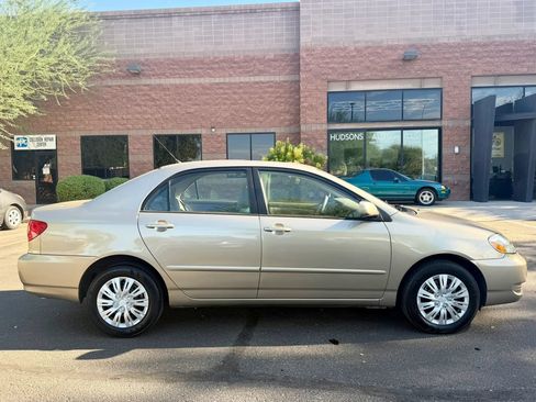 Used 2005 Toyota Corolla LE w/ JBL Value Pkg FWD image 4