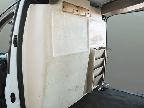 Used 2023 Ford Transit Connect XL FWD image 14