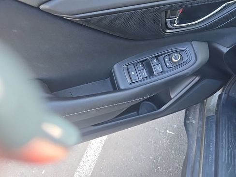 Used 2020 Subaru Outback Premium image 41