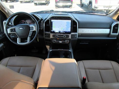 Used 2022 Ford F250 Lariat w/ Chrome Package image 13