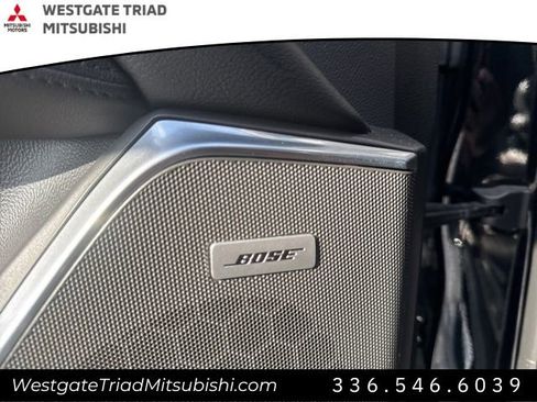 Used 2019 Cadillac Escalade ESV Premium Luxury w/ Escalade Sport Edition image 17