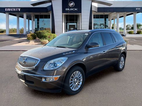 Used 2011 Buick Enclave CXL FWD image 4