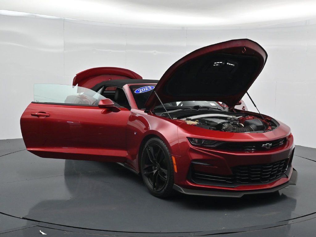 Used 2023 Chevrolet Camaro SS RWD image 43
