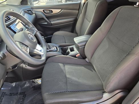 Used 2022 Nissan Rogue Sport S image 21