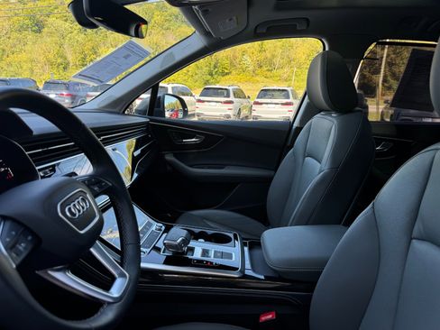 Used 2025 Audi Q7 3.0T Premium Plus image 20