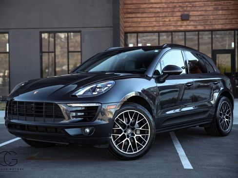 Used 2018 Porsche Macan S image 3