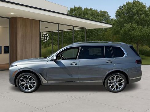 New 2026 BMW X7 xDrive40i w/ Premium Package image 13