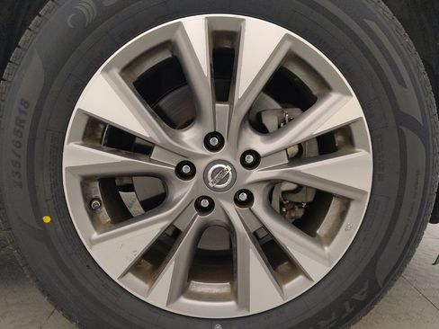 Used 2018 Nissan Murano SL w/ Moonroof Package image 31