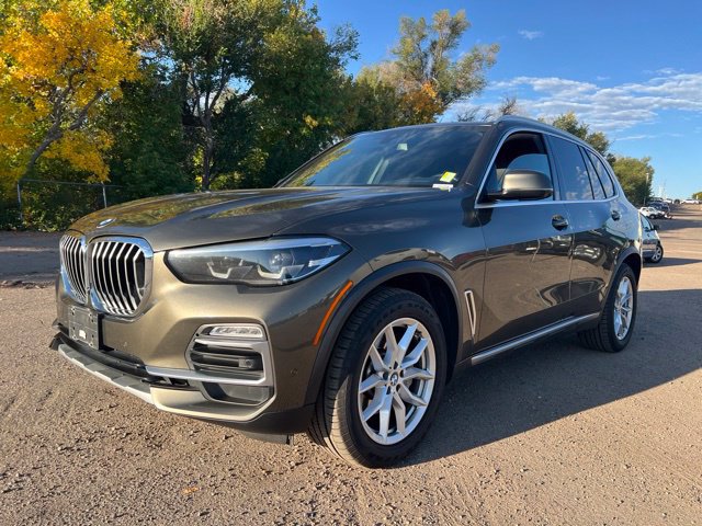 Used 2021 BMW X5 xDrive40i w/ Convenience Package AWD/4WD image 1