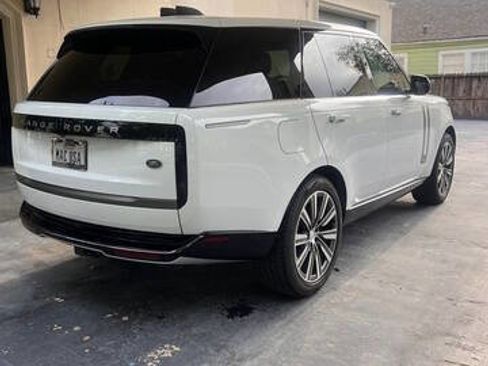 Used 2023 Land Rover Range Rover Autobiography AWD/4WD image 5