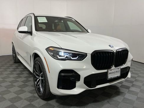 Certified 2023 BMW X5 sDrive40i w/ M Sport Package RWD image 4