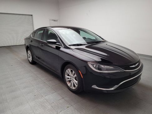 Used 2015 Chrysler 200 Limited w/ Convenience Group image 13