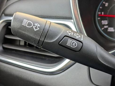 Used 2022 Chevrolet Equinox LT image 15