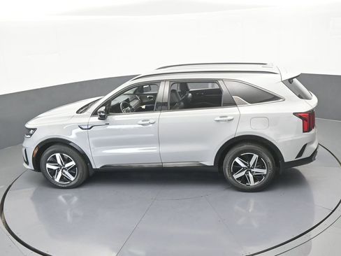 Used 2023 Kia Sorento EX FWD image 50