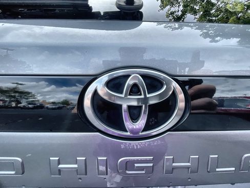 Used 2024 Toyota Grand Highlander FWD image 31