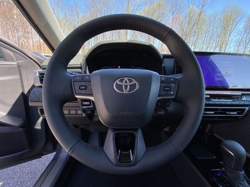 New 2026 Toyota Camry XLE AWD/4WD image 27