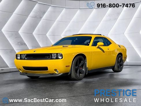 Used 2010 Dodge Challenger SRT8 w/ Special Edition Group image 1