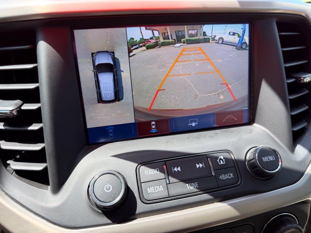 Used 2017 GMC Acadia Denali w/ Technology Package FWD image 29